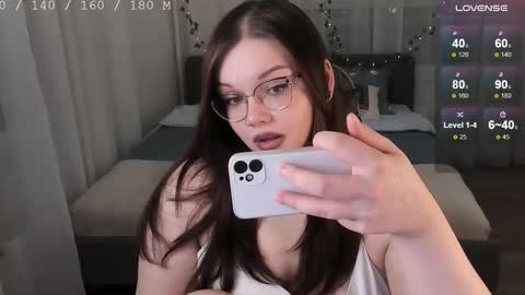 Snapshot of little_bambii_ chatting on October 2025 08:20:01 PM Eva online show from October 2025 08:20:01 PM
