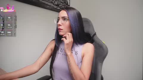 Help me reach 100 likes online show from April 2026 07:08:01 PM