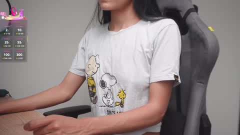 Help me reach 100 likes online show from April 2026 07:08:02 PM