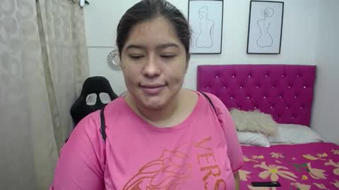 Snapshot of little_flower4you chatting on October 2025 12:14:02 PM mai rojas online show from October 2025 12:14:02 PM