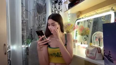 Viiola online show from December 2025 09:25:01 AM