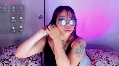 Snapshot of little_natty_ chatting on June 2026 11:24:02 AM Natty online show from June 2026 11:24:02 AM
