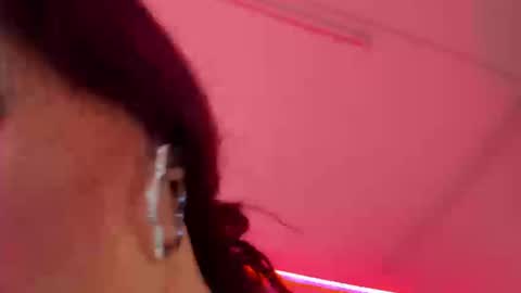 Little Nauughty2 online show from September 2025 01:46:02 PM