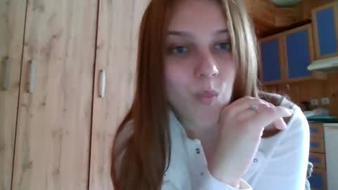 little_shygirl_ online show from October 2025 11:39:02 AM
