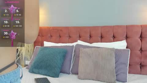 Tania online show from February 2026 12:06:01 PM