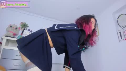 Snapshot of little_tatis chatting on January 2025 08:26:02 AM Im Laura. buy my contentcompra mi contenido offline online show from January 2025 08:26:02 AM