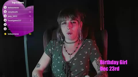 Gwen online show from December 2024 06:32:02 AM