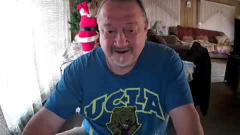 Snapshot of littled83057 chatting on December 2024 07:41:02 PM Littled83057 online show from December 2024 07:41:02 PM