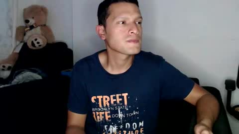 Manu online show from December 2024 04:00:01 AM