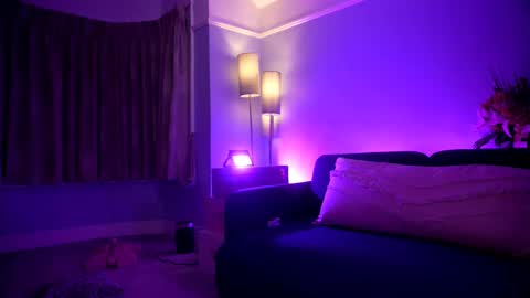 Emily Hill online show from February 2025 09:11:02 PM