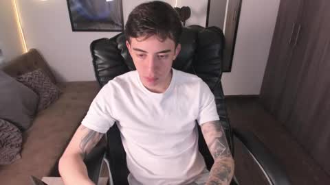 Ferxxo online show from February 2025 12:00:01 PM