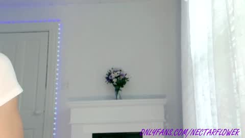 Snapshot of littlegreekflower chatting on February 2025 01:54:02 PM Audra A online show from February 2025 01:54:02 PM