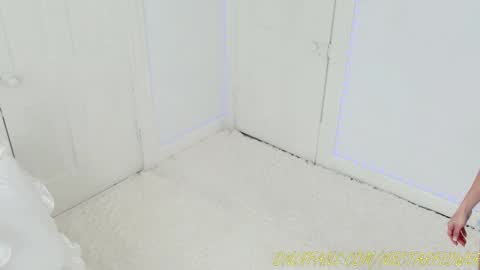 Snapshot of littlegreekflower chatting on February 2025 02:54:02 PM Audra A online show from February 2025 02:54:02 PM