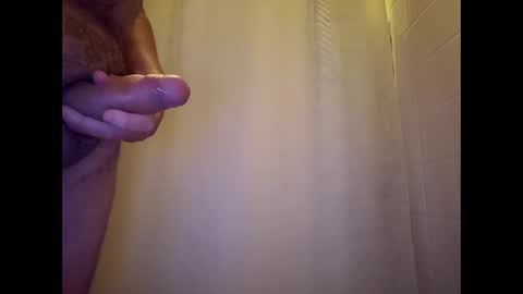 littleguyy888 online show from February 2026 01:07:01 PM