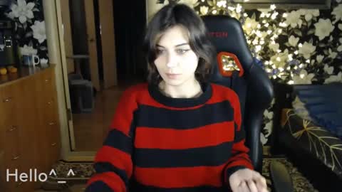 littlehappines online show from December 2024 11:06:02 PM