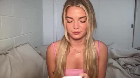 Snapshot of littlemaryjane19 chatting on February 2025 10:07:02 PM Marciabrady online show from February 2025 10:07:02 PM