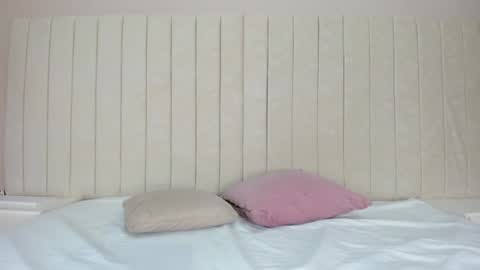 im olivia IG littleolivia01 online show from February 2025 12:58:01 PM