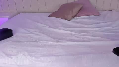 im olivia IG littleolivia01 online show from February 2025 12:43:02 PM