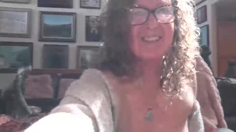 Snapshot of littlepistol chatting on February 2026 06:49:02 PM Miss D Shows Mon Wed Fri online show from February 2026 06:49:02 PM