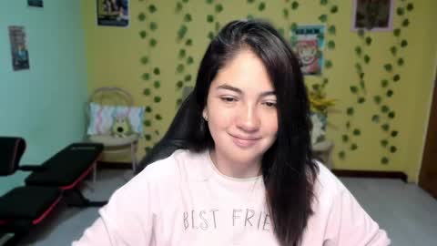 Snapshot of littleprety6969 chatting on May 2026 05:14:02 AM Mia Wednesday to Sunday 730 am to 1030 am Colombian Hour D online show from May 2026 05:14:02 AM