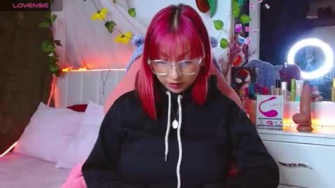 Snapshot of littlerouse_ chatting on October 2025 06:47:02 AM Ruby Rouse online show from October 2025 06:47:02 AM