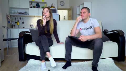 Snapshot of littlesweettifany chatting on October 2025 10:50:01 AM Little Tifany online show from October 2025 10:50:01 AM