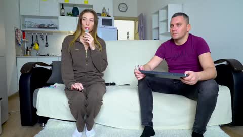 Snapshot of littlesweettifany chatting on November 2025 11:49:01 AM Little Tifany online show from November 2025 11:49:01 AM