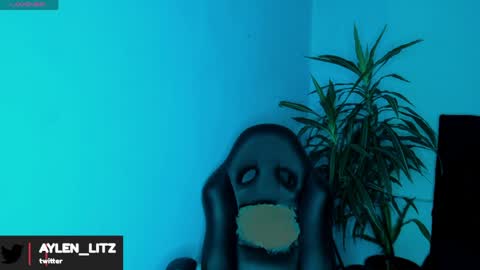 Snapshot of litz_81 chatting on April 2026 03:24:01 PM litz_81 online show from April 2026 03:24:01 PM