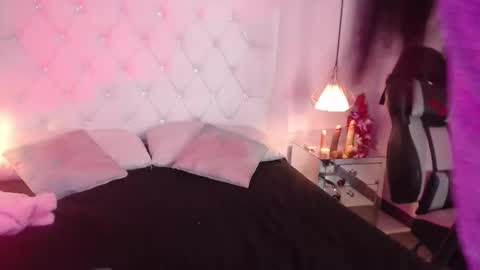 Nicky online show from January 2026 08:03:02 PM