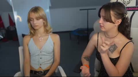 Snapshot of livehub054 chatting on July 2026 10:22:02 AM Sheryl online show from July 2026 10:22:02 AM