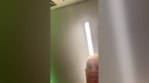 liverpoolfc1986 online show from December 2025 05:50:01 PM