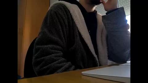 Snapshot of liveyisus chatting on December 2025 11:04:02 AM liveyisus online show from December 2025 11:04:02 AM