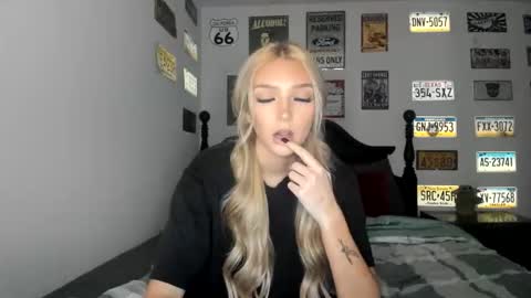 Livvy online show from February 2026 06:11:02 AM