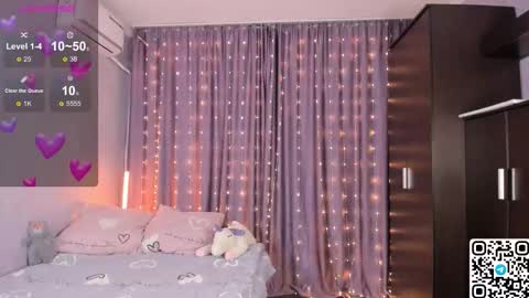 Snapshot of livyybosom chatting on February 2026 05:44:01 PM My name is Livy Nice to meet you Thumbs up please its important online show from February 2026 05:44:01 PM