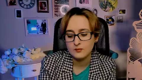 LixeLuna online show from May 2026 06:30:01 AM