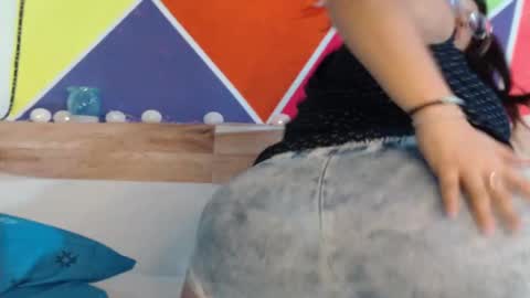 liz_603757 online show from February 2025 05:18:01 AM