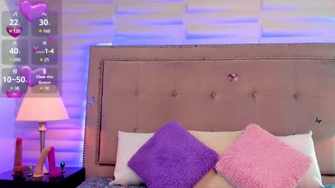Snapshot of liz_grey_ chatting on December 2024 01:43:01 AM online show from December 2024 01:43:01 AM