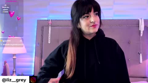 Snapshot of liz_grey_ chatting on February 2025 02:45:01 AM online show from February 2025 02:45:01 AM