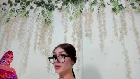 Liz Luna online show from May 2026 09:45:01 PM