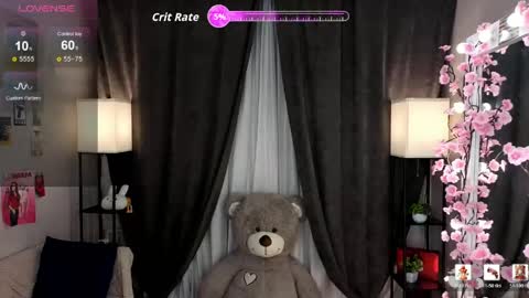 Snapshot of liz_nip chatting on June 2026 09:31:01 PM Lily online show from June 2026 09:31:01 PM