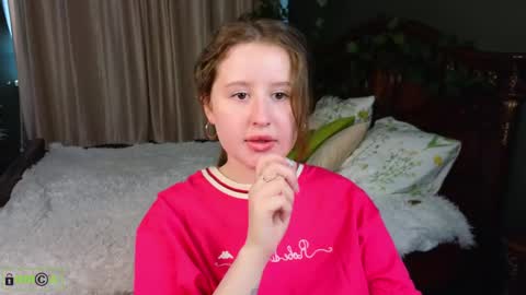 Snapshot of liza_mur chatting on May 2026 03:39:02 PM your love online show from May 2026 03:39:02 PM