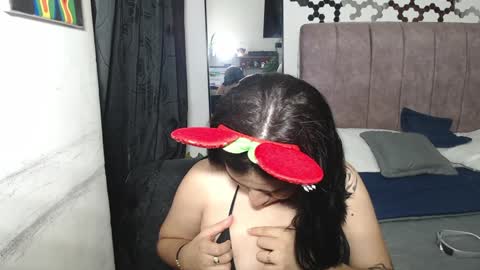 Liza Thurner online show from December 2024 01:47:02 AM