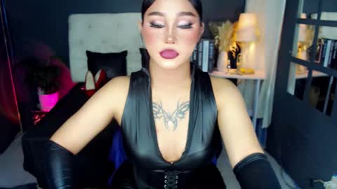 Snapshot of lizalegrand chatting on December 2024 07:21:01 PM Liza online show from December 2024 07:21:01 PM