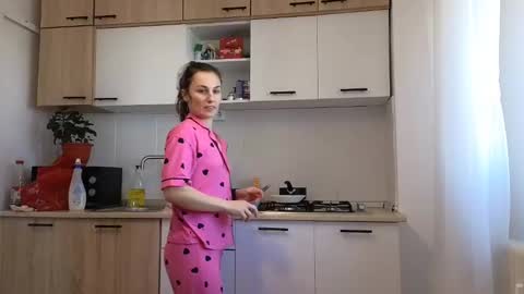 Snapshot of lizalish chatting on February 2025 10:40:01 AM Liza online show from February 2025 10:40:01 AM