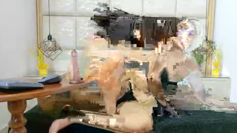 lizANDjuan online show from December 2025 06:36:02 PM