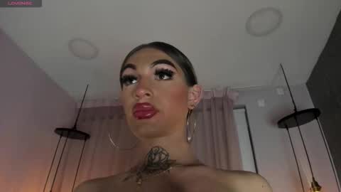 Snapshot of lizz_lunaaa chatting on January 2026 05:01:01 AM Lizz lunaaa online show from January 2026 05:01:01 AM