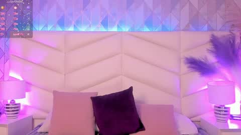 LIZZI online show from April 2026 07:29:01 PM