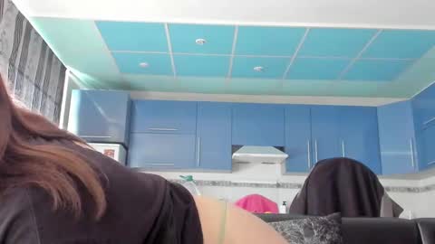 lizzi_muur online show from February 2025 10:29:01 AM