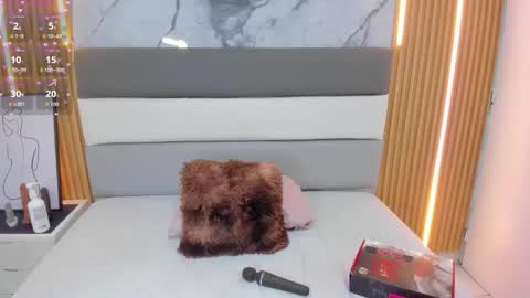        online show from October 2025 12:29:01 PM