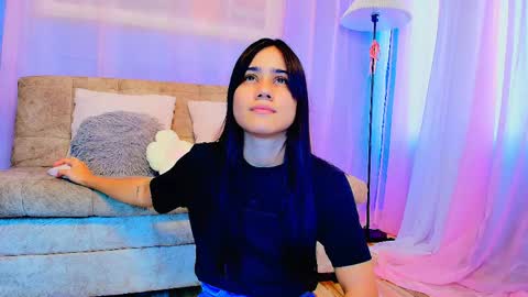 Snapshot of lizzy_kane chatting on May 2026 08:04:02 PM lizzy_kane online show from May 2026 08:04:02 PM